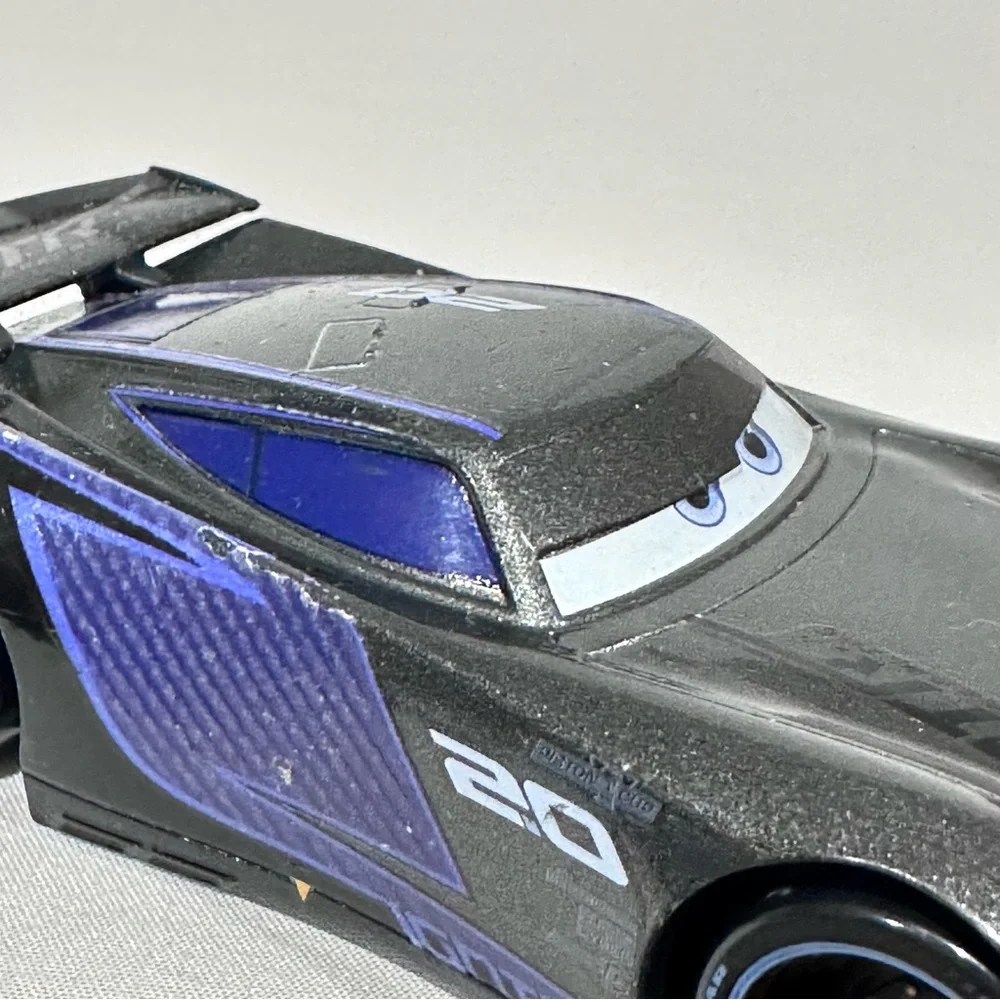 Disney Store Cars 1:43 Deluxe Jackson Storm Die-cast